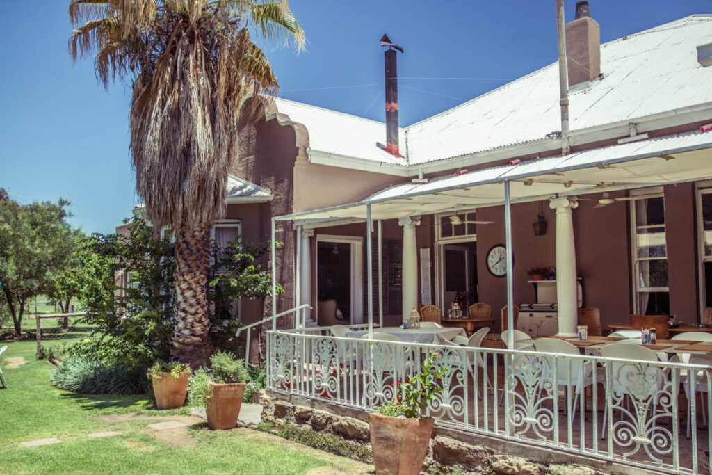 Nick's Place - Photo 1